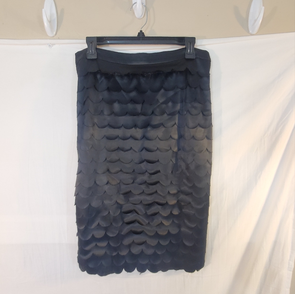 Magaschoni Women's Size 12 Black Scalloped Fish Scale Satin Pencil Skirt New